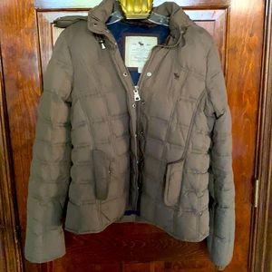 A&F puffer Jacket , Taupe color M